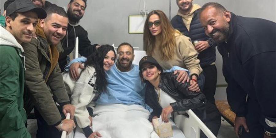 خبطة حصان وعملية في الفك.. تفاصيل إصابة أحمد السقا في تصوير مسلسل العتاولة - بوابة مولانا